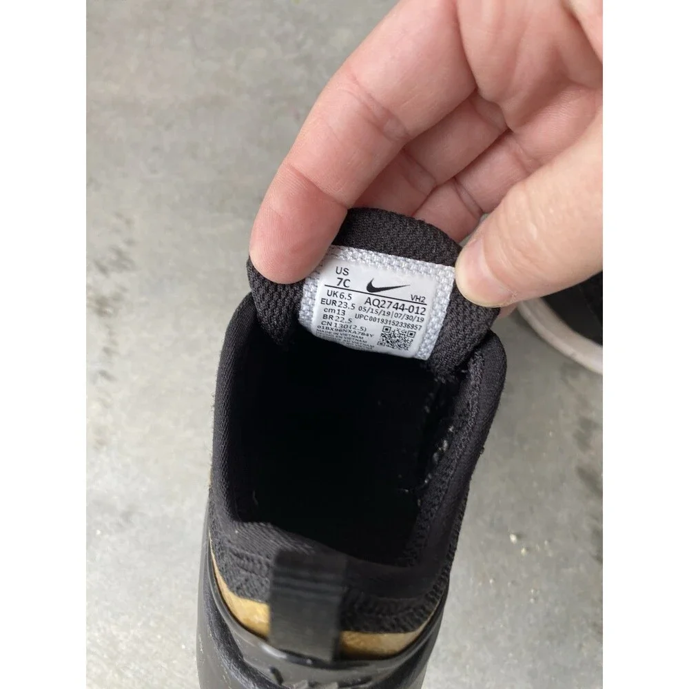 Nike Air Max Motion 2 Black Metallic Gold Kids Shoes 7C
